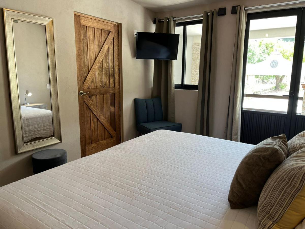 Cabanas, Suites Y Habitaciones Rancho San Jorge Бернал Екстериор снимка