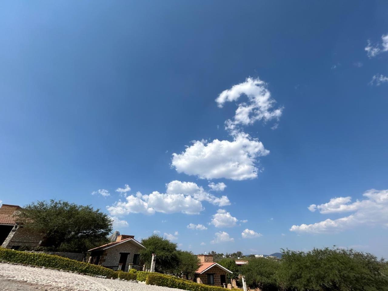 Cabanas, Suites Y Habitaciones Rancho San Jorge Бернал Екстериор снимка